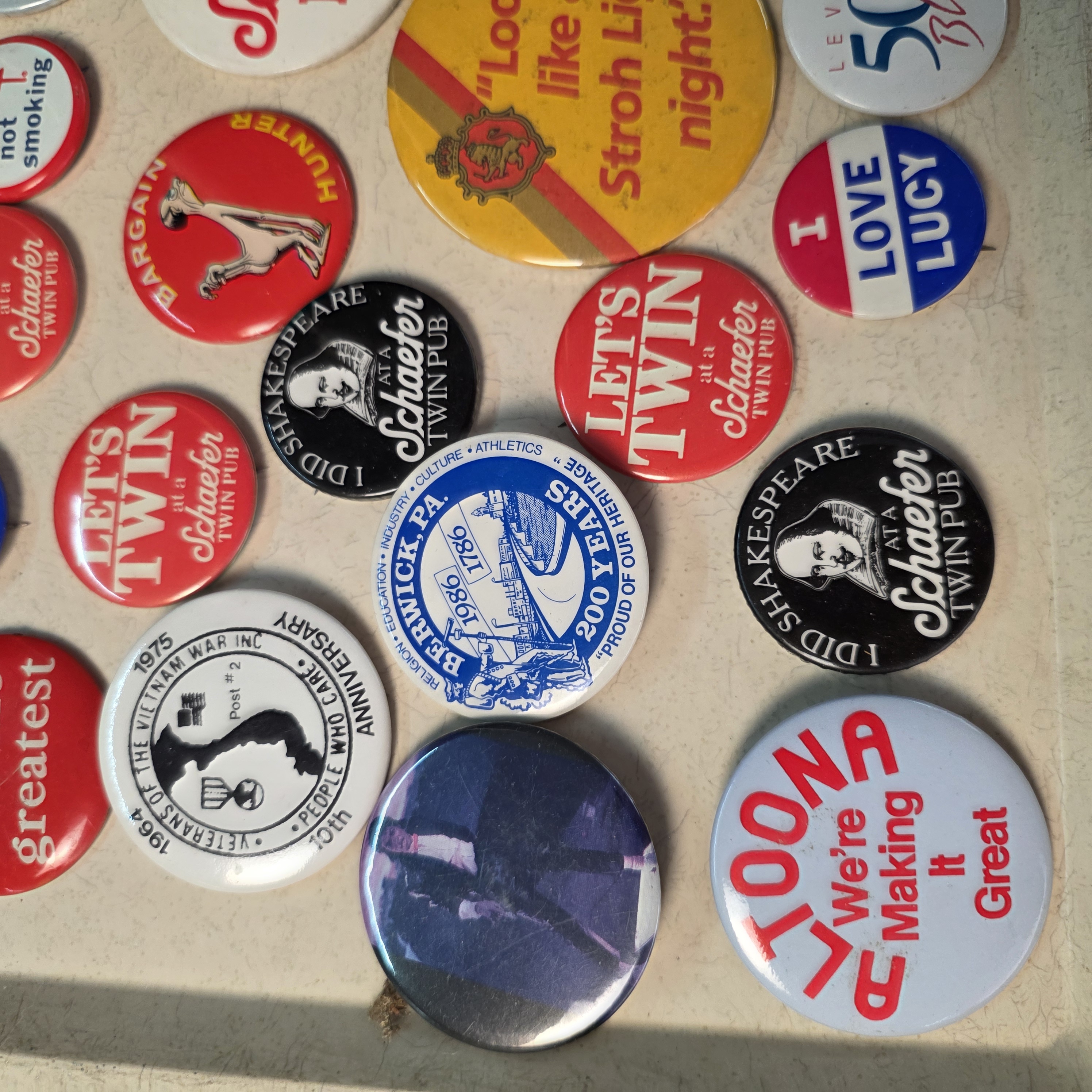 Vintage Pinback Button Lot โ Schaefer Twin Pub, I Love Lucy, PA Towns & More โ photo 3
